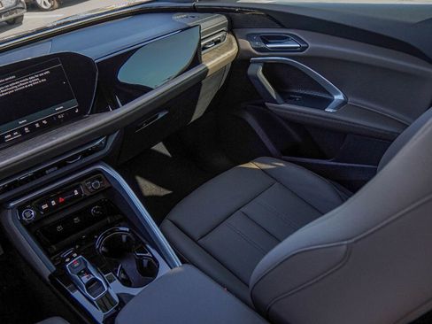 New 2025 Audi Q5 Premium image 20