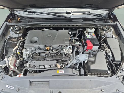 Used 2024 Toyota Camry SE w/ Convenience Package FWD image 21