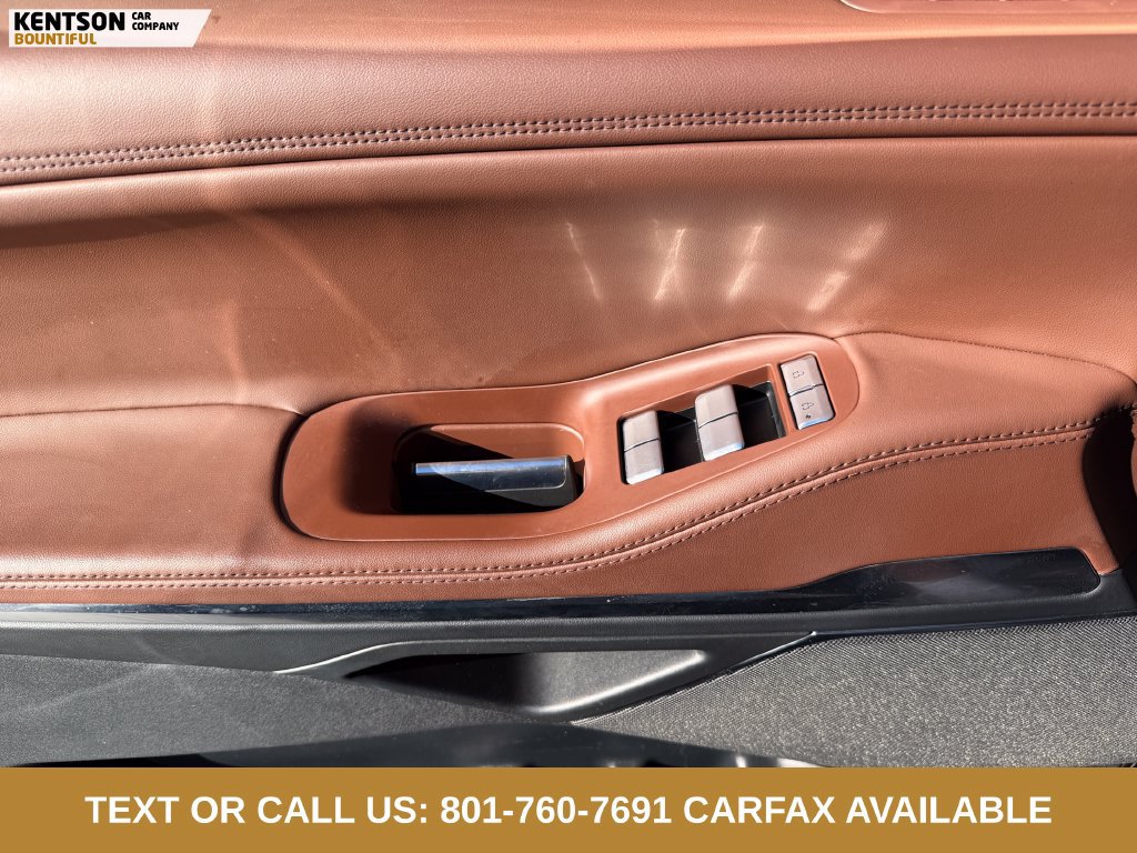 Used 2025 Lincoln Navigator Reserve AWD/4WD image 16
