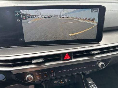Used 2025 Kia Sorento S w/ Panoramic Sunroof Package image 28