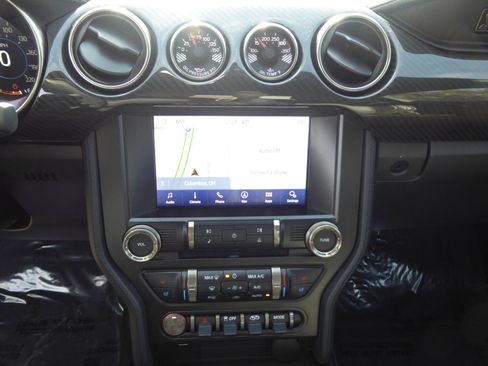 Used 2021 Ford Mustang Shelby GT500 w/ Technology Package image 23