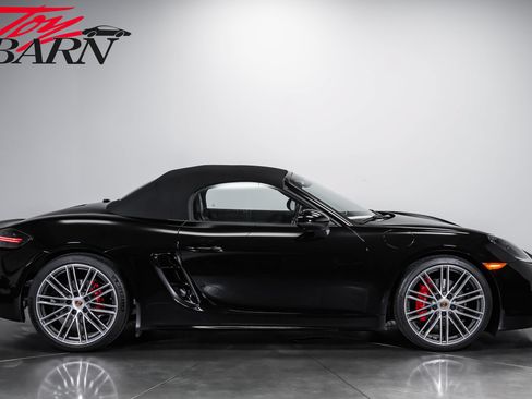 Used 2019 Porsche 718 Boxster GTS RWD image 14