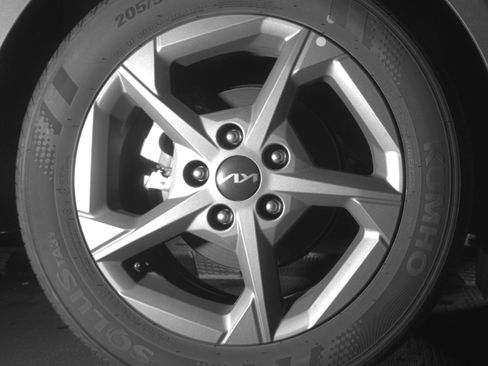 Used 2025 Kia K4 LXS image 15