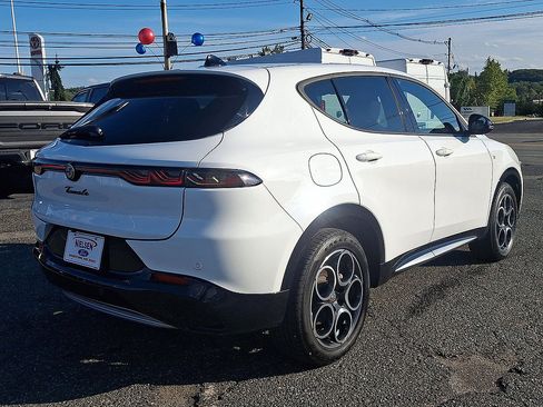 Used 2024 Alfa Romeo Tonale Ti AWD/4WD image 31