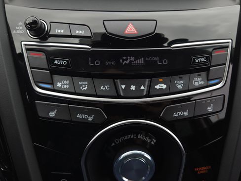 Used 2025 Acura RDX SH-AWD w/ Technology Package image 14