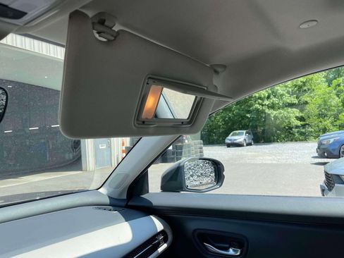 Used 2025 Honda HR-V EX-L image 34