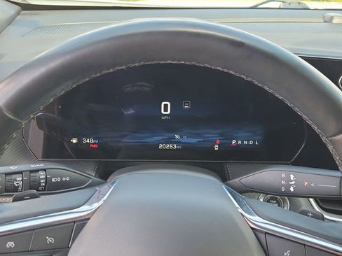 Used 2025 Chevrolet Equinox LT w/ Convenience Package II FWD image 19