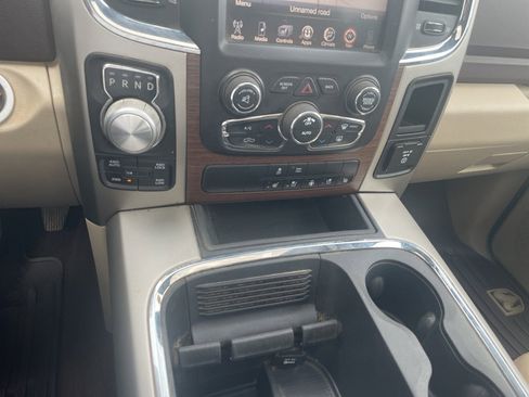 Used 2016 RAM 1500 Laramie w/ Convenience Group image 15