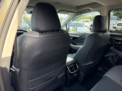 Used 2025 Subaru Outback Onyx Edition image 14