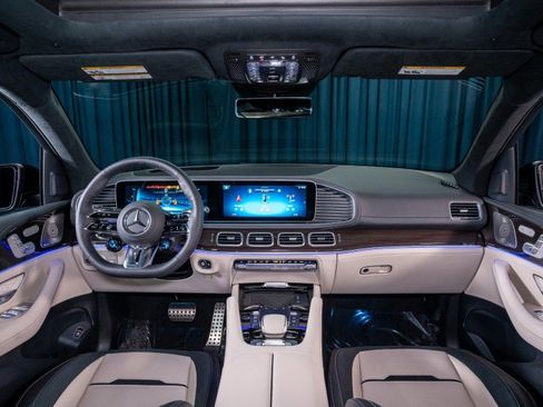 New 2026 Mercedes-Benz GLS 63 AMG 4MATIC image 14