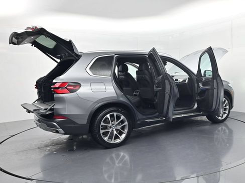 Used 2026 BMW X5 xDrive40i AWD/4WD image 63