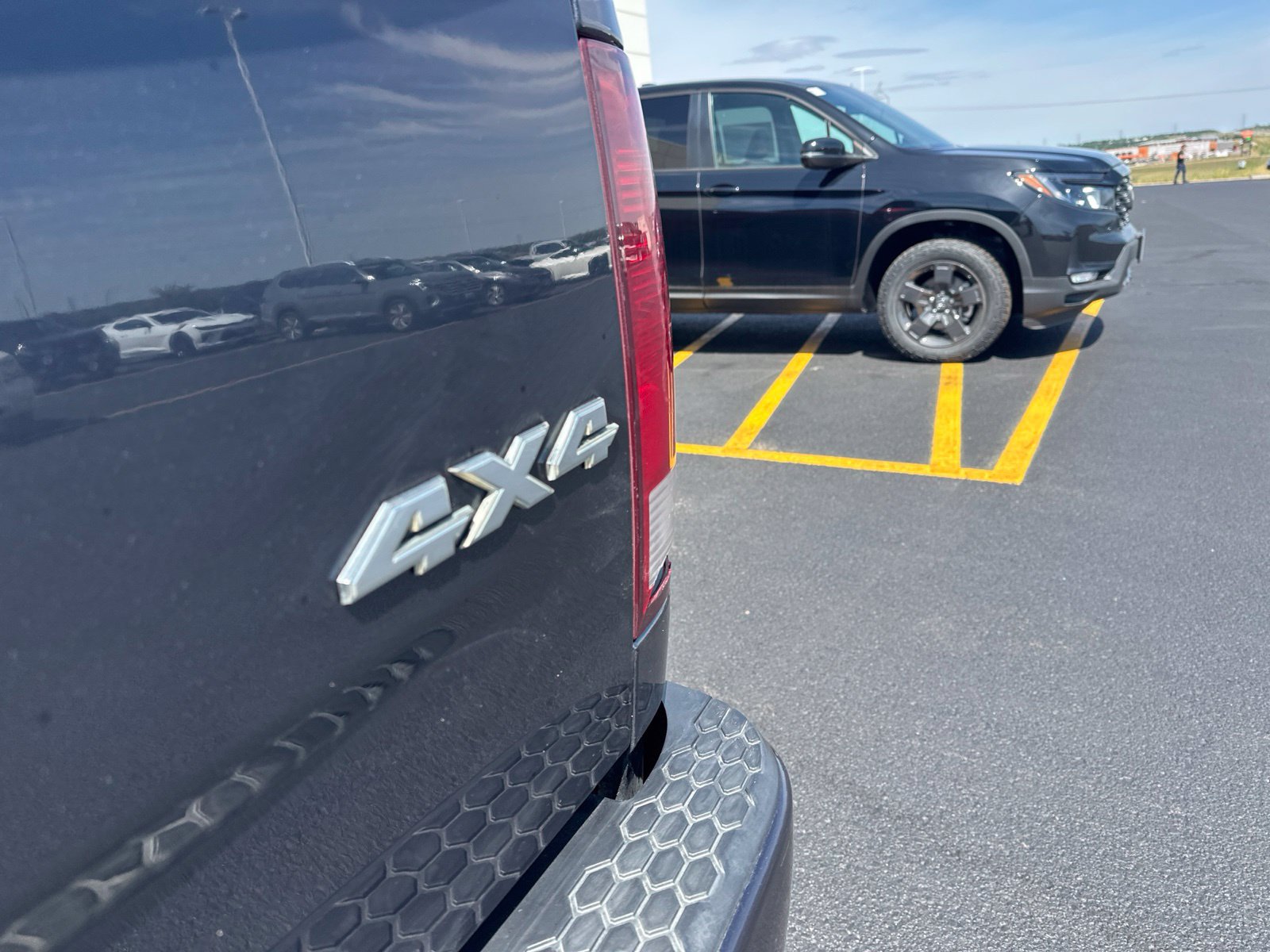 Used 2019 RAM 1500 Express w/ Express Value Package AWD/4WD image 8