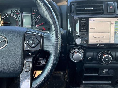 Used 2023 Toyota 4Runner 40th Anniversary SE AWD/4WD image 15