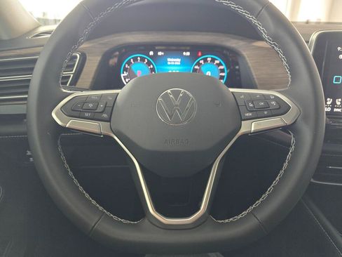 New 2026 Volkswagen Atlas SEL AWD/4WD image 21