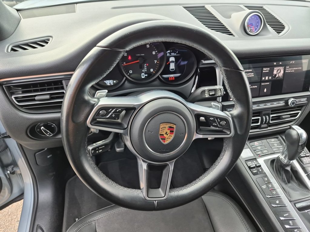 Used 2021 Porsche Macan AWD/4WD image 11