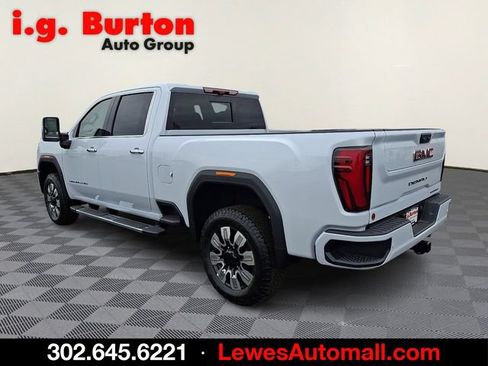 New 2026 GMC Sierra 2500 Denali w/ Denali Reserve Package AWD/4WD image 3