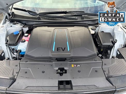 Used 2024 Hyundai Ioniq 5 Limited image 24