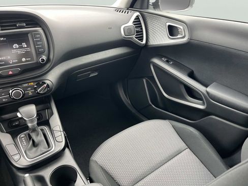 New 2025 Kia Soul LX image 14