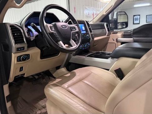 Used 2020 Ford F250 Lariat w/ Lariat Value Package AWD/4WD image 10