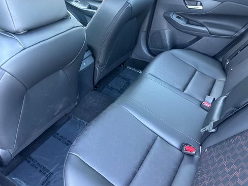 New 2026 Nissan Sentra SR w/ SR Premium Package FWD image 9