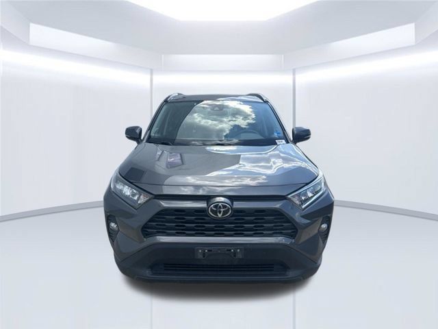 Used 2019 Toyota RAV4 XLE Premium w/ Cold Weather Package AWD/4WD image 15