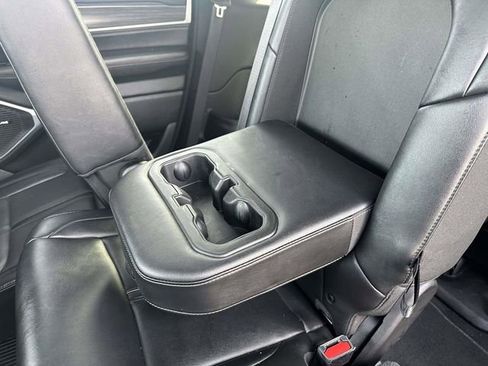 Used 2024 Jeep Wagoneer L Series II w/ Flexible Seating Group image 21