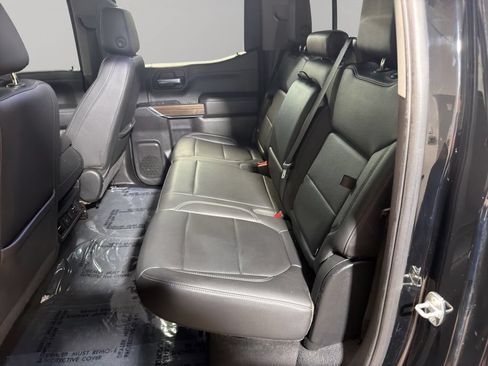 Used 2021 Chevrolet Silverado 1500 LT AWD/4WD image 15