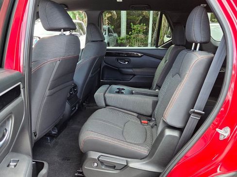 Certified 2023 Honda Pilot Sport image 11