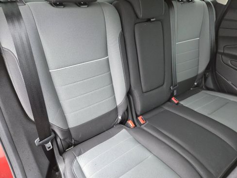 Used 2015 Ford Escape SE image 17