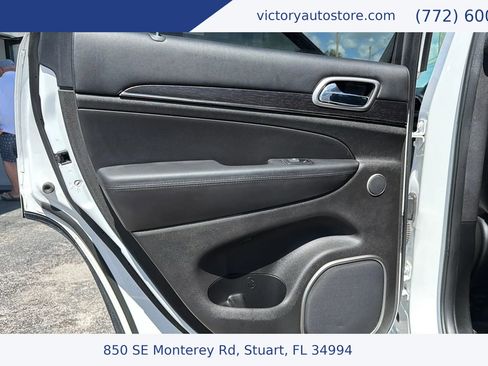 Used 2018 Jeep Grand Cherokee High Altitude AWD/4WD image 10