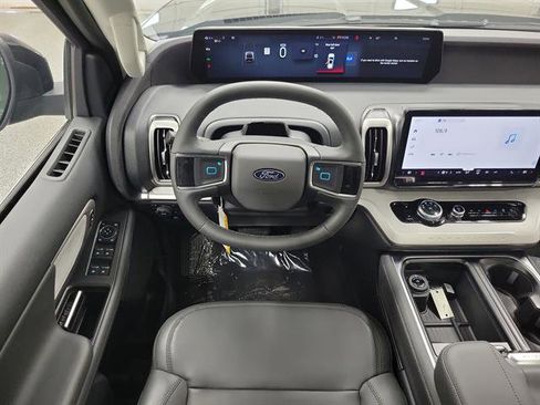 New 2026 Ford Expedition Max Active AWD/4WD image 17