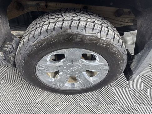 Used 2018 Chevrolet Silverado 1500 LTZ w/ Sport Package image 10