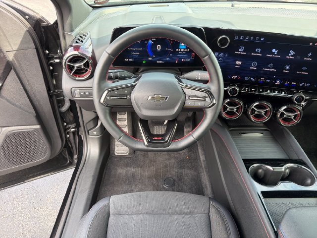 Certified 2025 Chevrolet Blazer EV RS AWD/4WD image 15