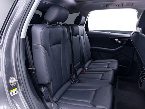 Used 2023 Audi Q7 3.0T Prestige AWD/4WD image 39