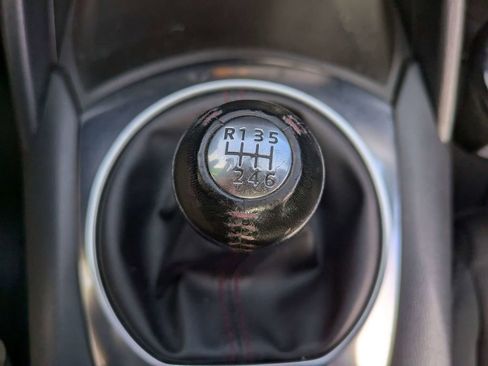 Used 2017 MAZDA MX-5 Miata Sport image 27