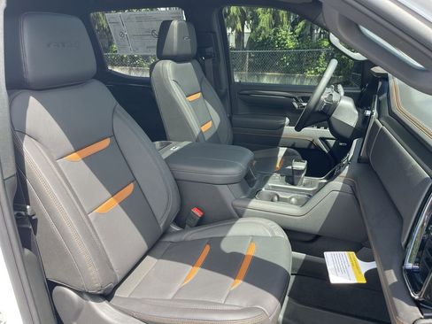 New 2026 GMC Sierra 1500 AT4 w/ AT4 Premium Package AWD/4WD image 29