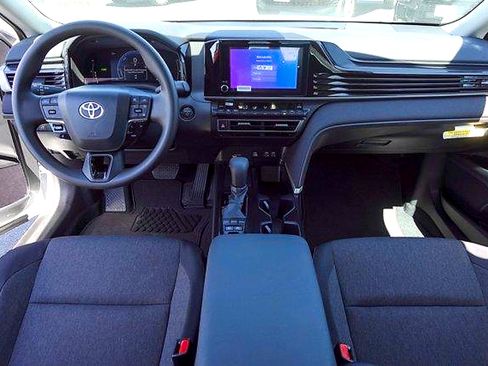 Used 2026 Toyota Camry LE FWD image 24