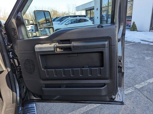 Used 2015 Ford F350 Lariat w/ Lariat Ultimate Package image 29