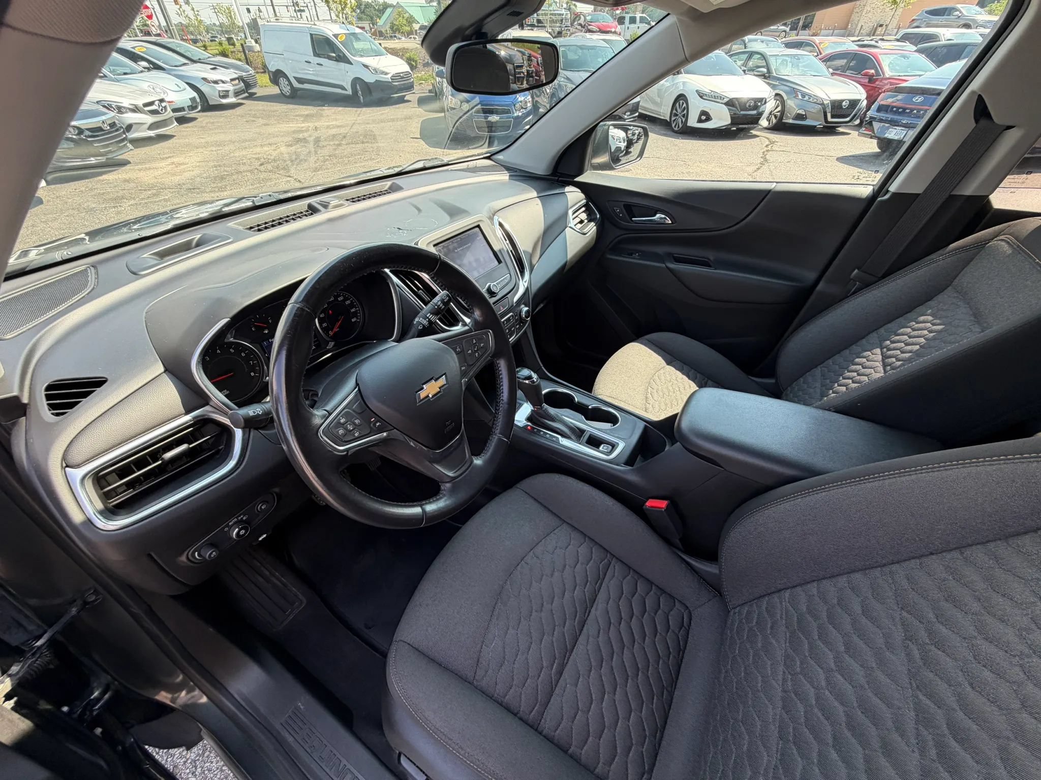 Used 2021 Chevrolet Equinox LT AWD/4WD image 21