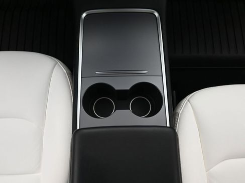 Used 2021 Tesla Model 3 Long Range image 14