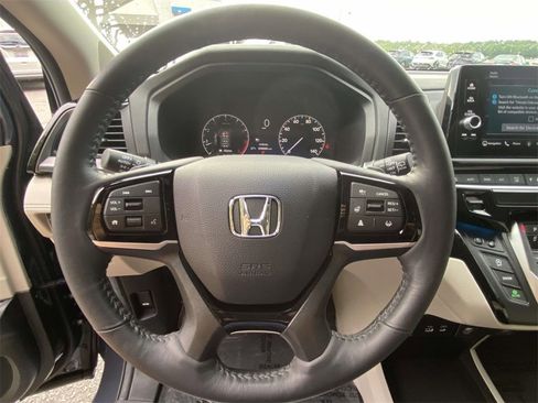 Certified 2025 Honda Odyssey Elite image 18