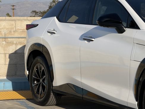 New 2026 Lexus RZ 350e 2WD image 5