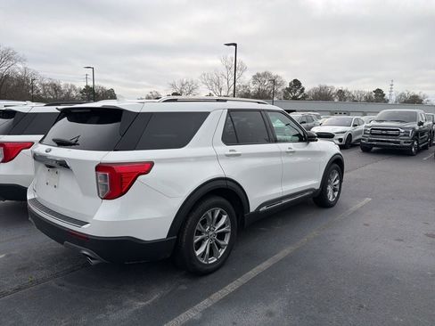 Certified 2023 Ford Explorer Limited w/ Limited Technology Package image 6