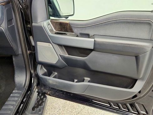 Used 2022 Ford F150 Lightning Lariat AWD/4WD image 26