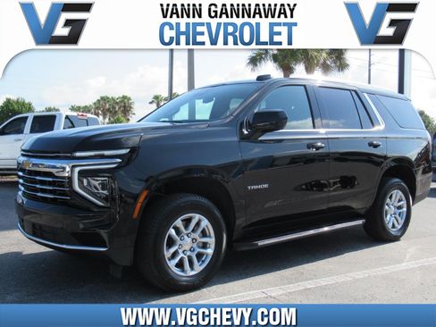 Used 2025 Chevrolet Tahoe LT AWD/4WD image 1