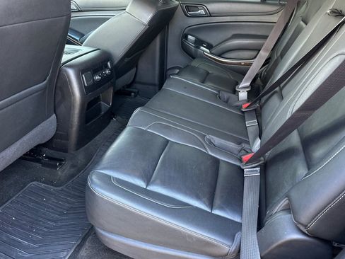 Used 2017 Chevrolet Tahoe LT w/ Luxury Package AWD/4WD image 12