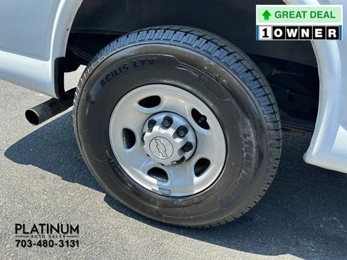 Used 2020 Chevrolet Express 2500 w/ Communications Package RWD image 16