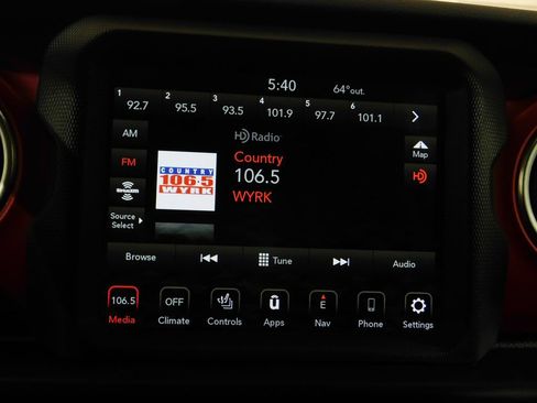 Used 2020 Jeep Wrangler Rubicon w/ Uconnect 4C Nav & Sound Group AWD/4WD image 45