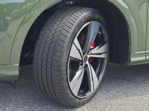 New 2026 Audi SQ5 Prestige AWD/4WD image 32