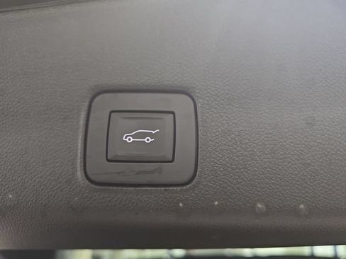 Used 2024 Chevrolet TrailBlazer LT w/ Convenience Package AWD/4WD image 15